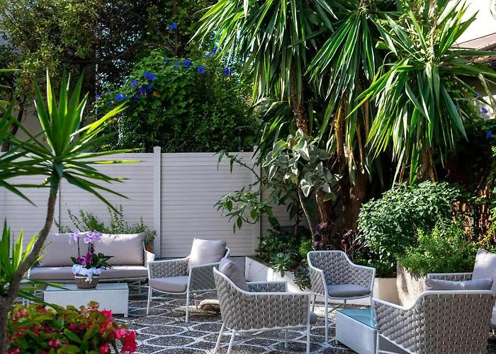 Hotel Helios Diano Marina